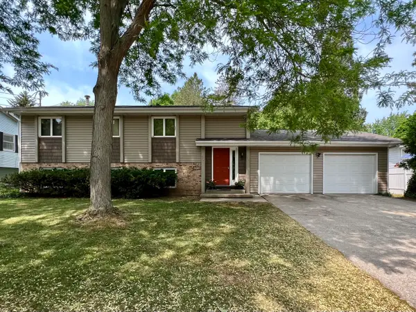 715-717 N Bradley Street, MtPleasant, MI 48858