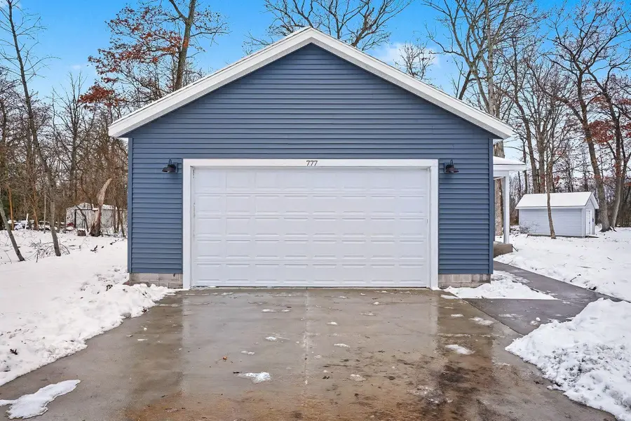 1146 Oaklea Street, Muskegon, MI 49442 - #3