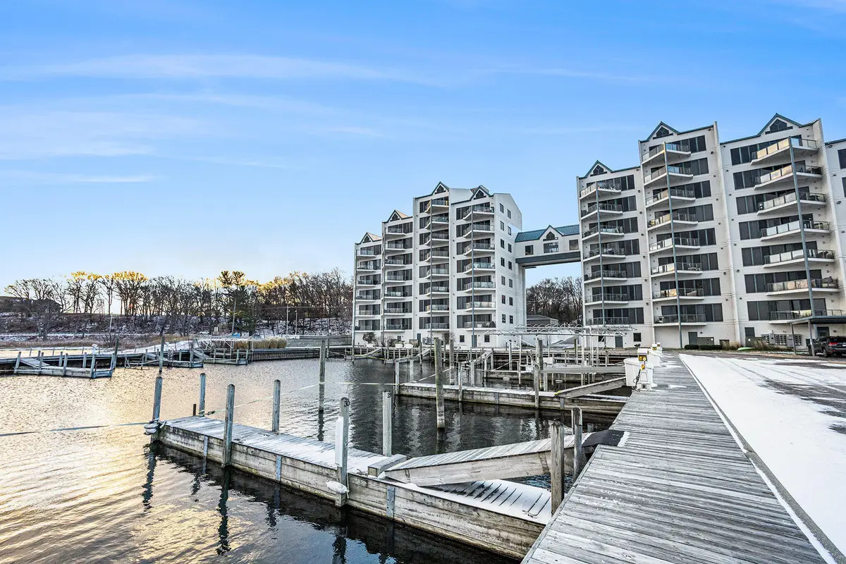 2964 Lakeshore Drive Unit: E403, Muskegon, MI 49441 - #1