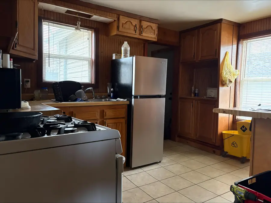 1381 Madison Street, Muskegon, MI 49442 - #2