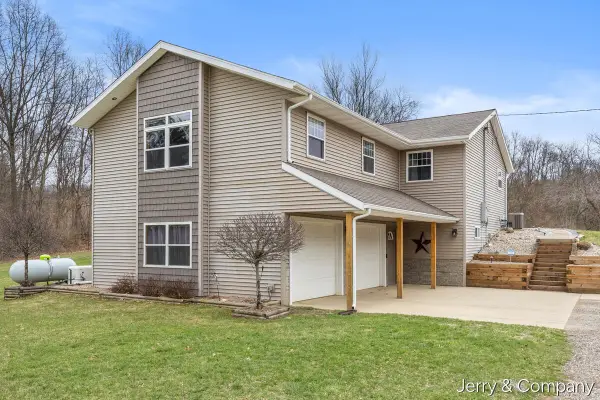 29535 22nd Avenue, Gobles, MI 49055