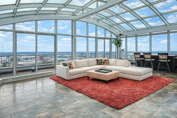 112 Campau Circle NW, GrandRapids, MI 49503