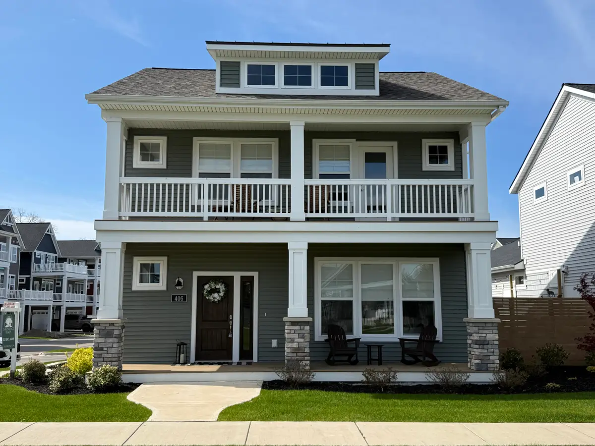 406 W Leland Drive, Whitehall, MI 49461 - #1