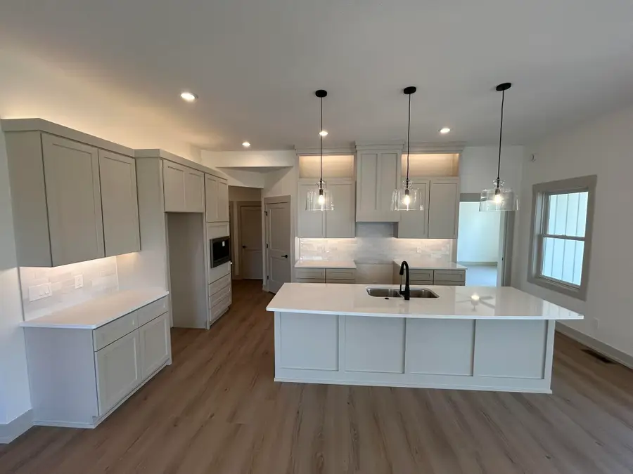 6748 Vriesland Crossing Building: 12 Unit: 20, Zeeland, MI 49464 - #3