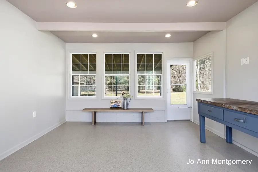 5247 Lake Harbor Road, Norton Shores, MI 49441 - #2