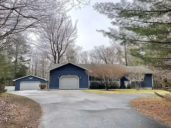 8491 W Awayin Hills Drive, NewEra, MI 49446