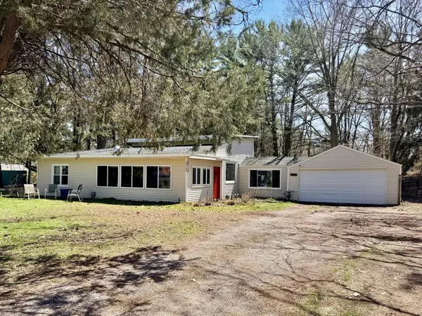17684 Robbins Road, GrandHaven, MI 49417
