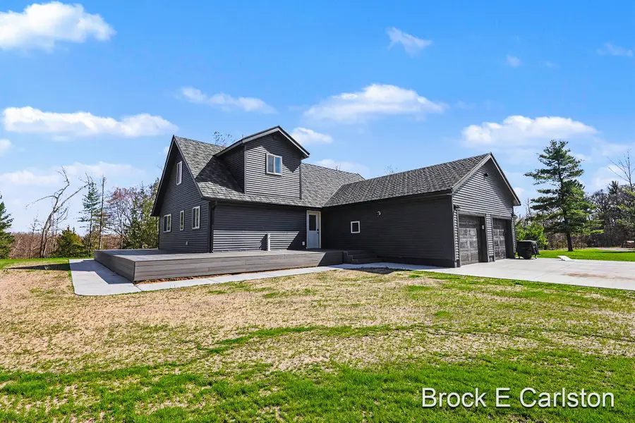 3233 Becker Road, Muskegon, MI 49445 - #3