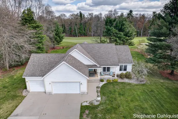 3878 Darcliff Lane, TwinLake, MI 49457