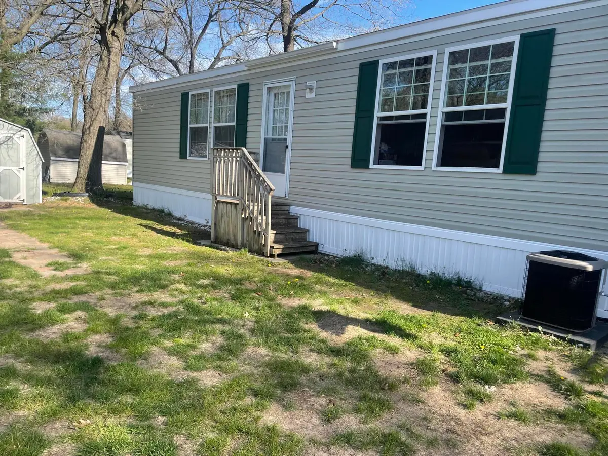 570 S Sunshine Lane, Muskegon, MI 49442 - #1