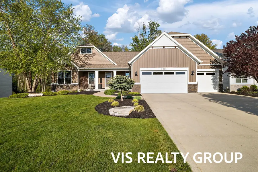 6318 Eaglewood Drive, Hudsonville, MI 49426 - #2
