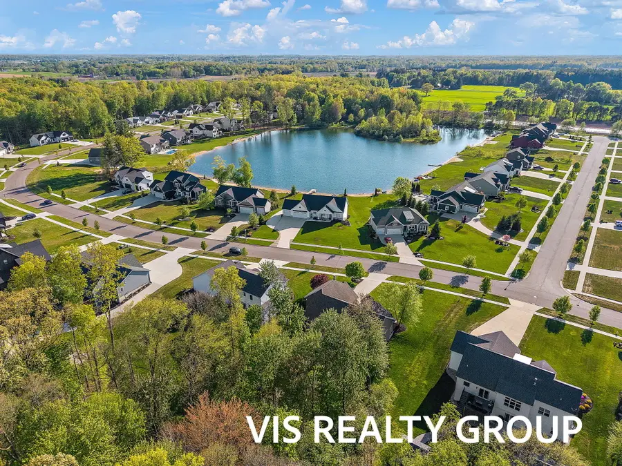 6318 Eaglewood Drive, Hudsonville, MI 49426 - #3