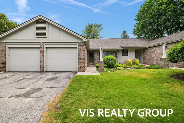 72 Skyline Circle NW Building: 1, GrandRapids, MI 49504