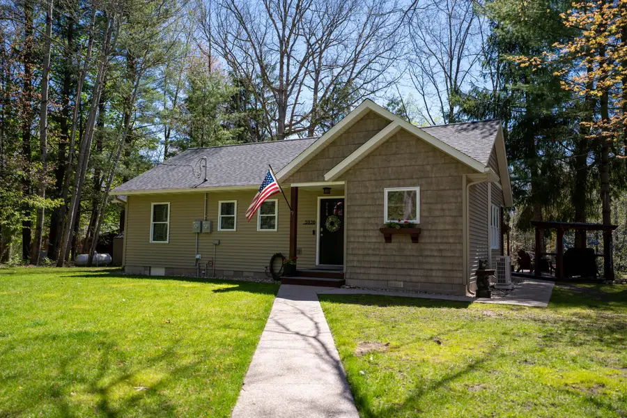 5936 S Rapids Road, Branch, MI 49402 - #3