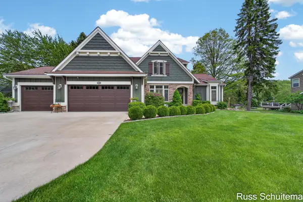 3924 Harbor Breeze Drive, Muskegon, MI 49441
