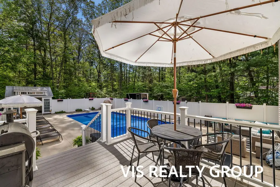 14260 Virginia Way, Grand Haven, MI 49417 - #2