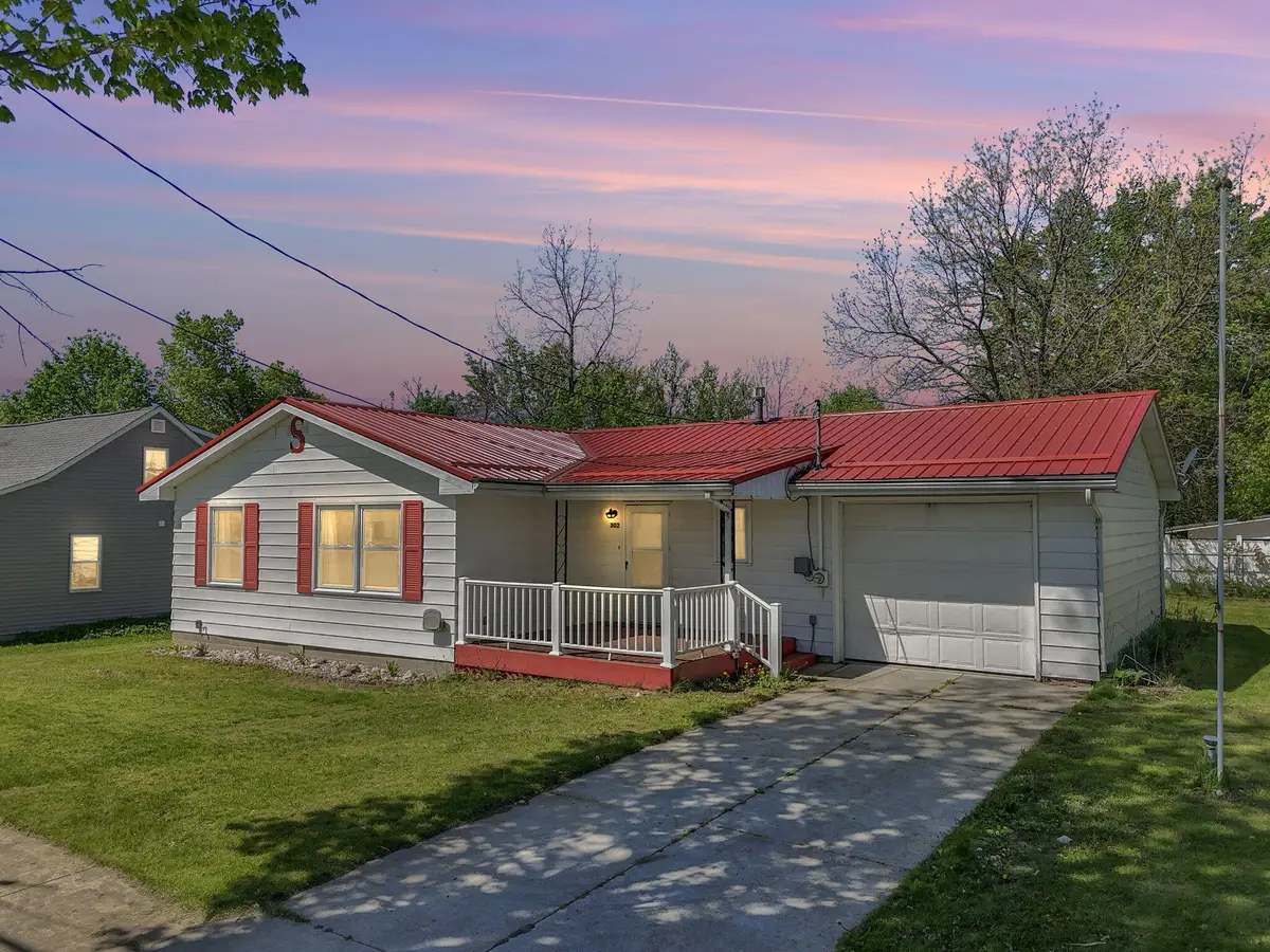 302 S Gladwin Road, Lake City, MI 49651 - #1