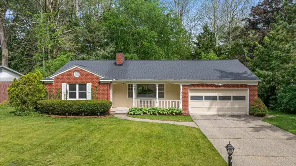 4742 Curwood Avenue SE, GrandRapids, MI 49508