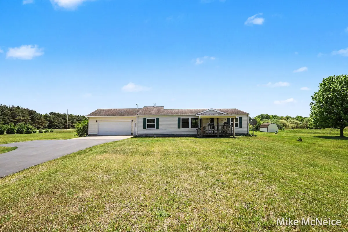 2079 W Mcmillan Road, Muskegon, MI 49445 - #1