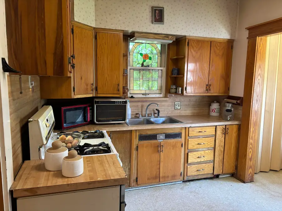 103 Clark Street, Buchanan, MI 49107 - #3