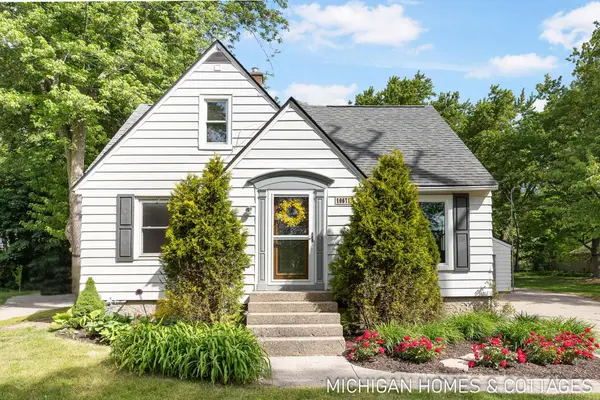 10671 Chicago Drive, Zeeland, MI 49464
