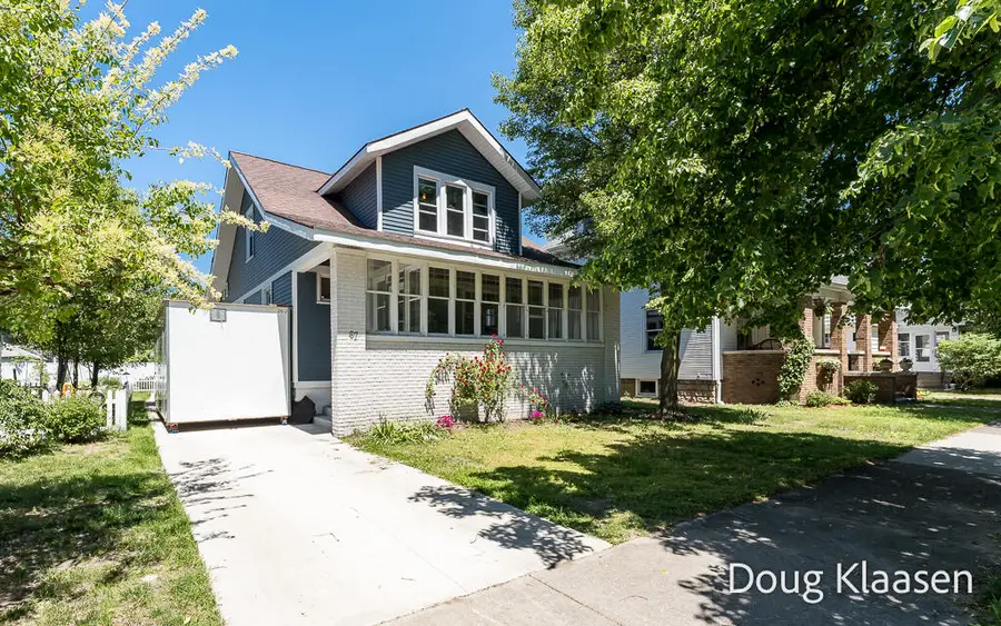 67 W 18th Street, Holland, MI 49423 - #2