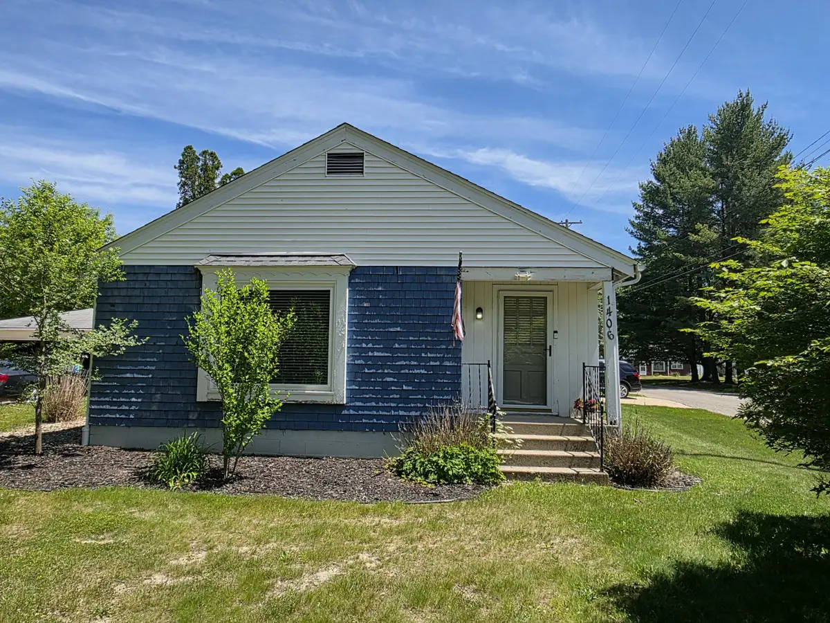 1406 Covell Avenue NW, Grand Rapids, MI 49504 - #1