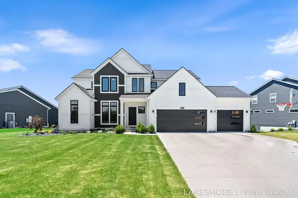 13059 Pine Glen Drive, GrandHaven, MI 49417