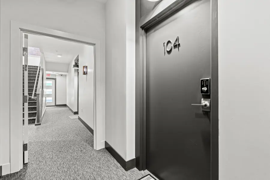 110 Central Avenue Unit: 104, Holland, MI Yes - #3