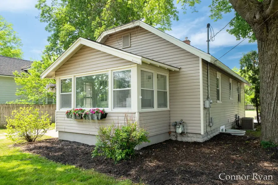 6145 Idaho Avenue NE, Belmont, MI 49306 - #2