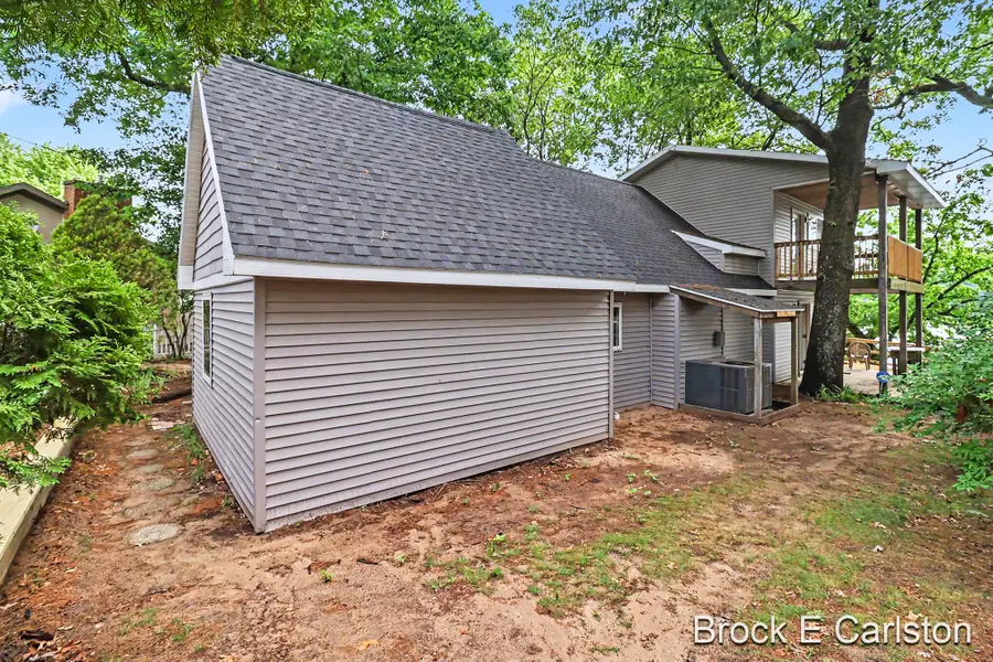 7880 W Lake Road, Holton, MI 49457 - #3