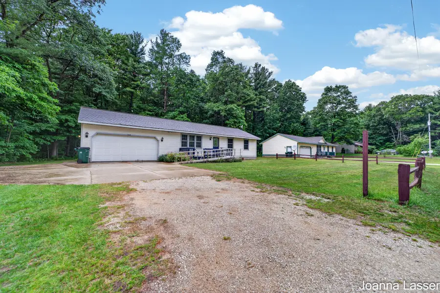 1518 E Mcmillan Road, Muskegon, MI 49445 - #3