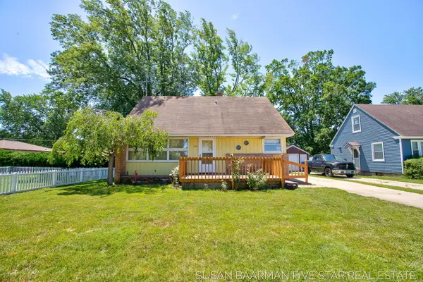 300 W 27th Street, Holland, MI 49423