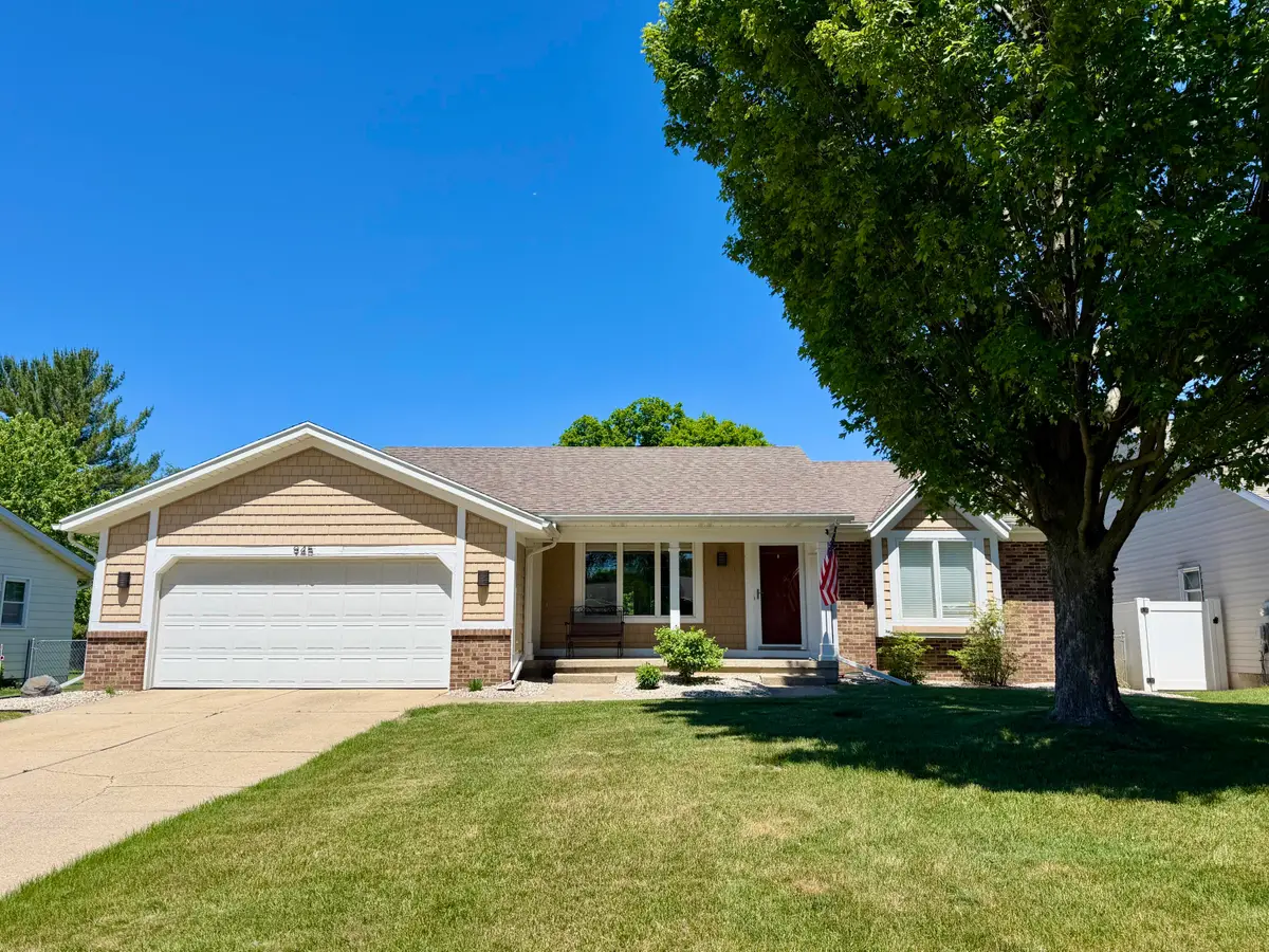 945 Pembroke Street SE, Kentwood, MI 49508 - #1