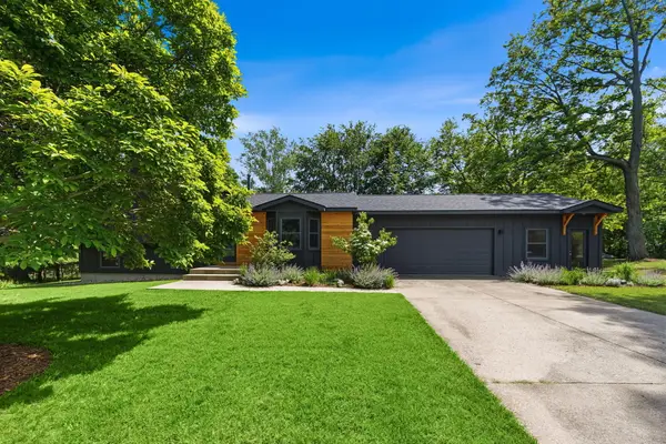 181 S Union Street, Douglas, MI 49406