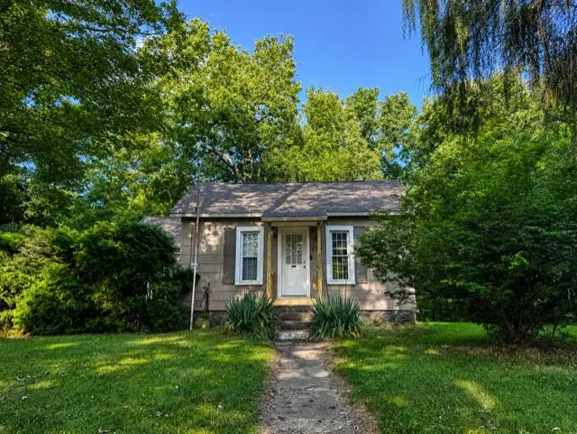 137 Park Avenue, Allegan, MI 49010 - #1