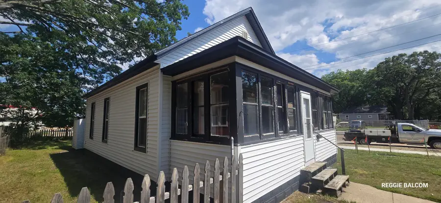 2744 8th Street, Muskegon Heights, MI 49444 - #3