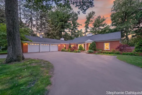 480 E Circle Drive, NorthMuskegon, MI 49445