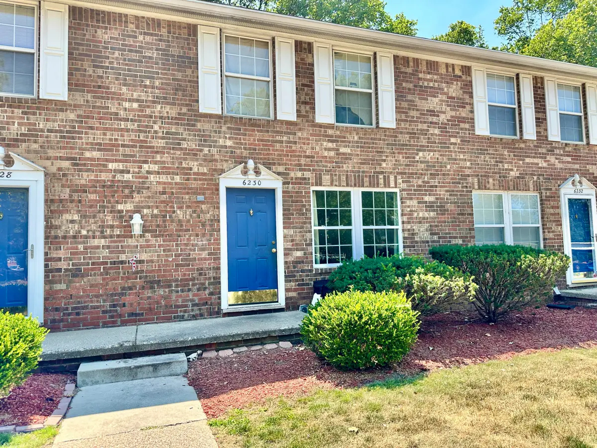 6230 Beechfield Drive, Lansing, MI 48911 - #1