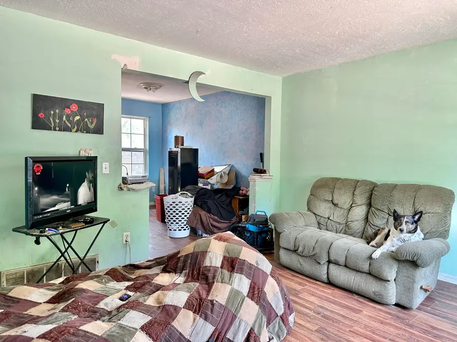 6230 Beechfield Drive, Lansing, MI 48911 - #3