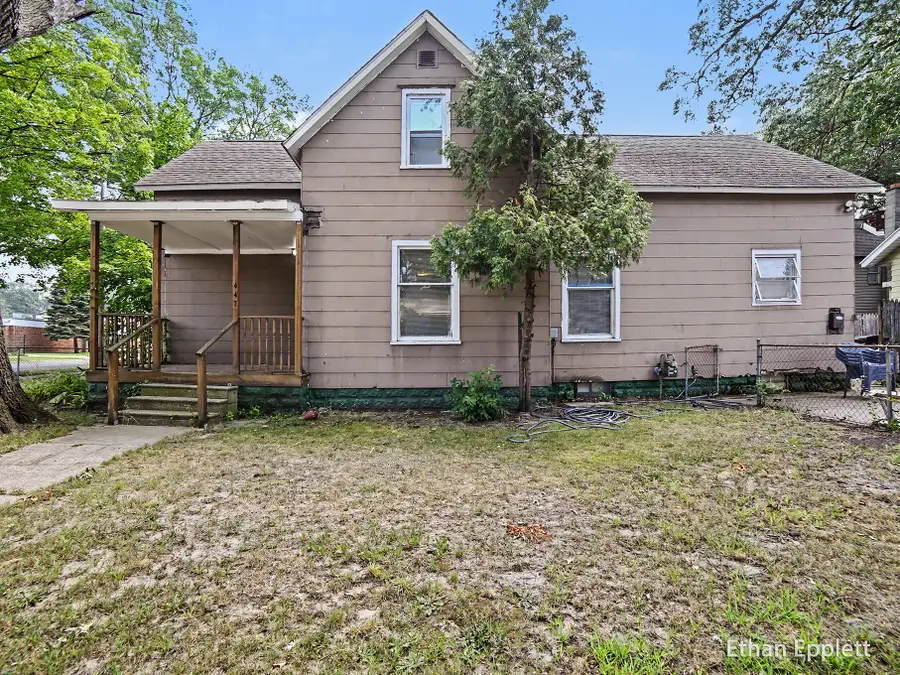 447 W Southern Avenue, Muskegon, MI 49441 - #3