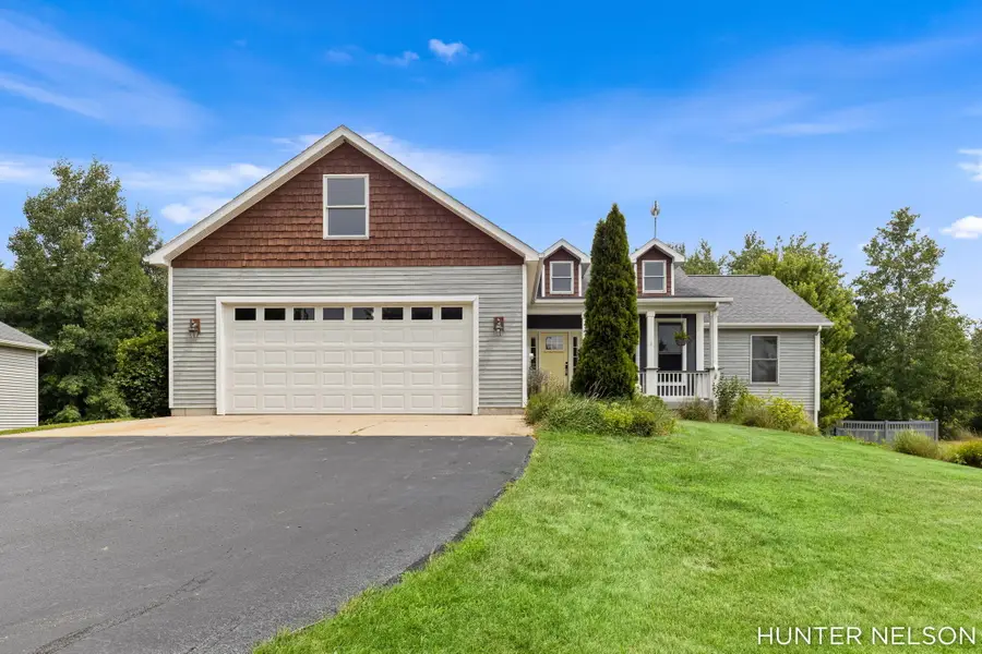 577 E The Lane, Grant, MI Yes - #3