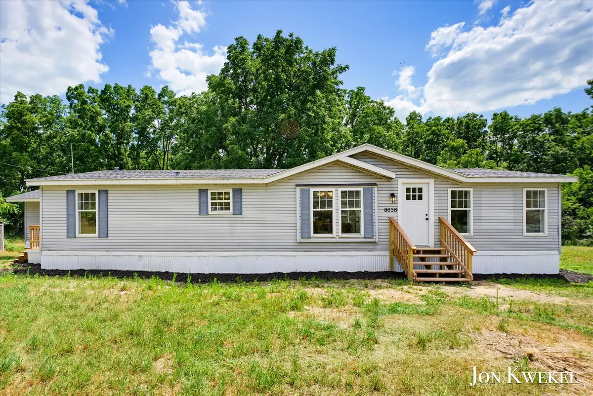 8636 Maple Road, Lyons, MI 48851 - #1