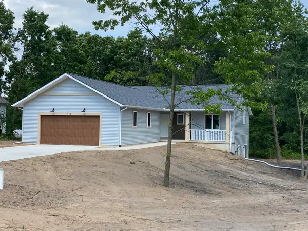 915 Apple Rdg Court, Allegan, MI 49010
