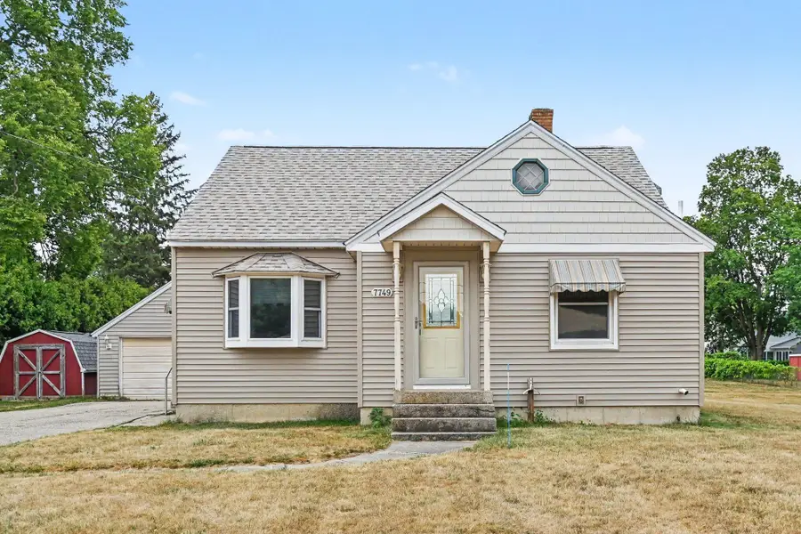7749 Henry Avenue, Jenison, MI 49428 - #2