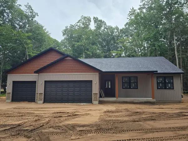 918 Scenic Drive, Muskegon, MI 49445