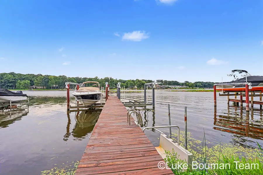 46 Counts Cove Court, Holland, MI 49424 - #2