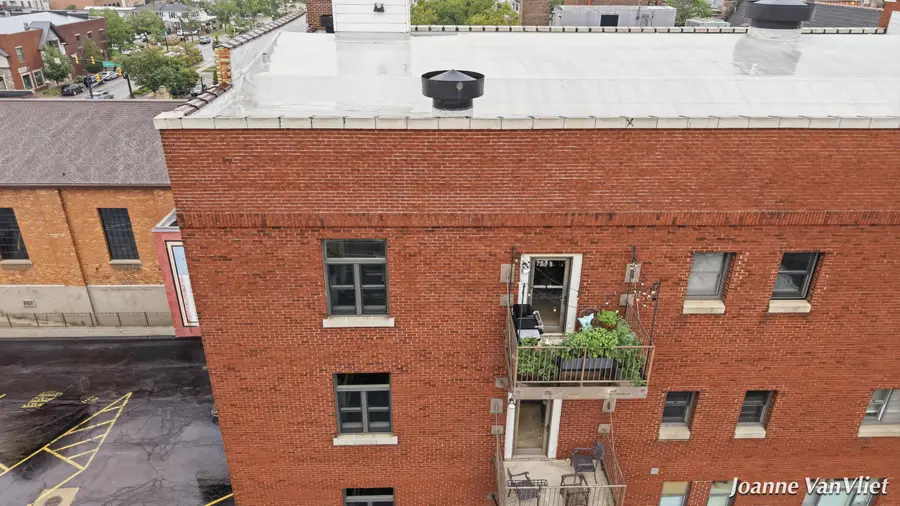 17 W 10th Street Unit: 470, Holland, MI 49423 - #2