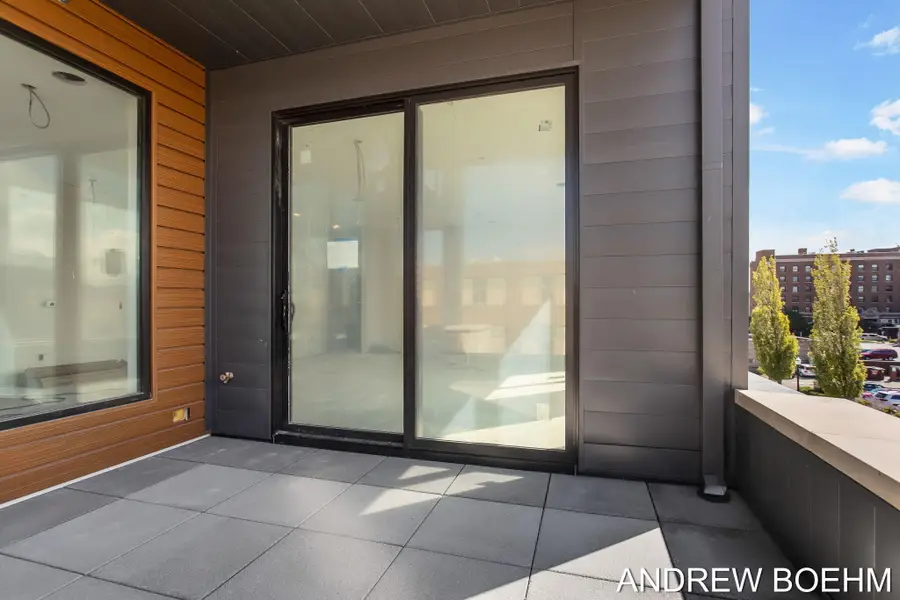 159 S River Avenue Unit: 403, Holland, MI 49423 - #3