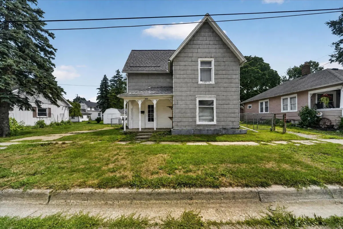 203 Brown Street, Durand, MI 48429 - #1